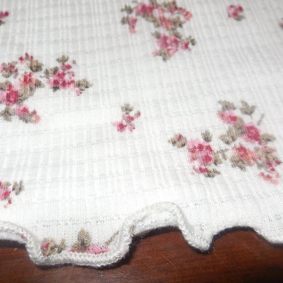 Top floral SMALL NWT slim fit short sleeve t-shirt blouse casual summer - Picture 4 of 7